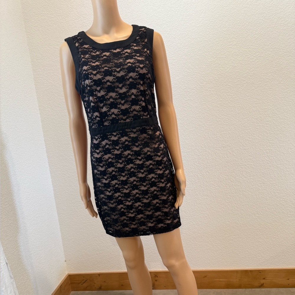 Elegant Black Lace Dress Pre owned